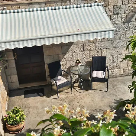 Airport Dubrovnik Апартаменты *